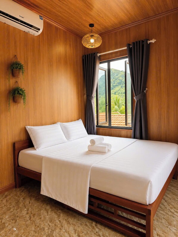 Deluxe Room, Garden View