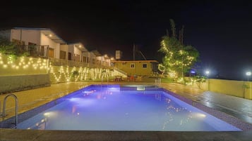 Quarto casal luxo | Piscina