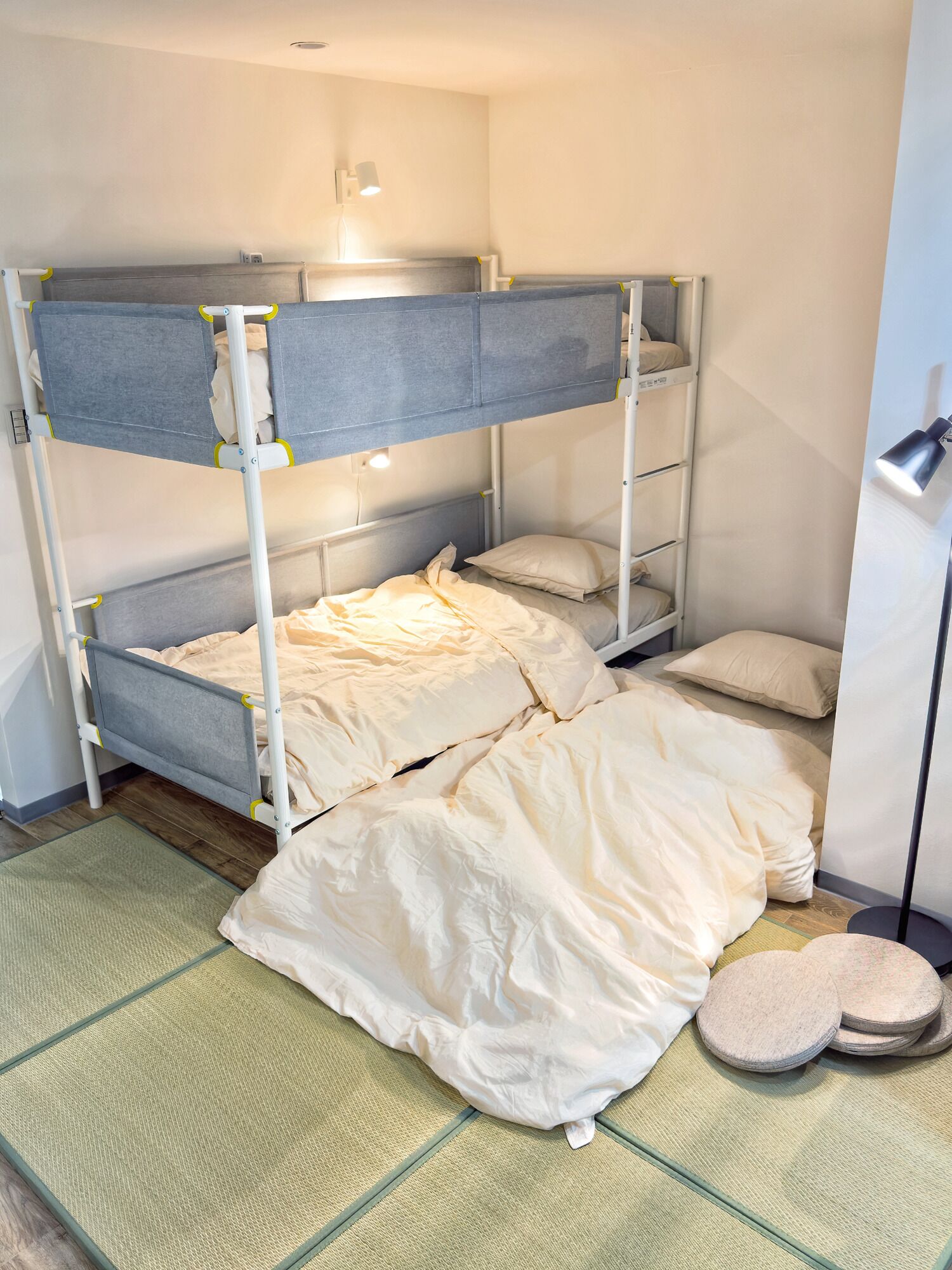 1 bedroom, desk, WiFi (free), bed sheets