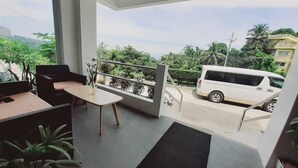 Khu tiếp khách ở sảnh