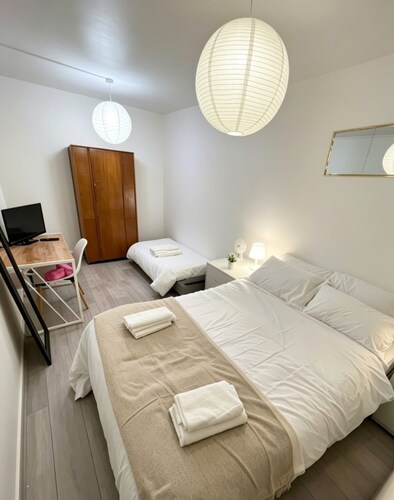 Room-comfortable and Spacious Family fri