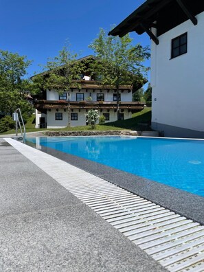 Pool - Apartment Hauzenberg with Indoor & Outdoor Pool, Sauna, Lake View (Hauzenberg)