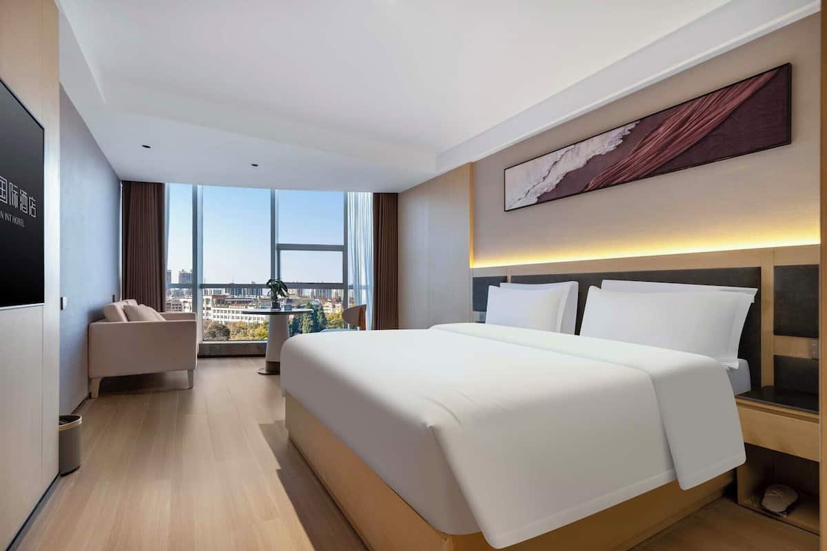 Superior Double Room, City View | Premium bedding, down comforters, blackout drapes, soundproofing