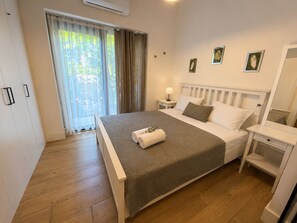 7 Schlafzimmer, Bügeleisen/Bügelbrett, WLAN, Bettwäsche