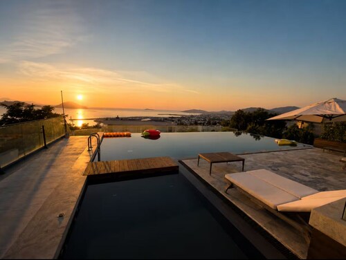 MARINHILL LUXRY VILLA PANORAMIC SEA VİEW