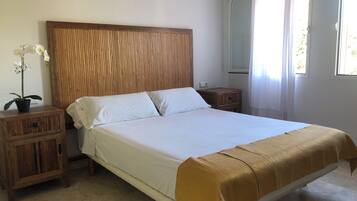 Apartemen, pemandangan gunung | Setrika/meja setrika dan Wi-Fi gratis
