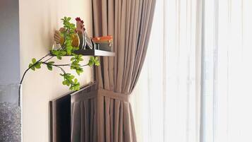Family Apartment, 2 Bedrooms, Balcony, City View | Interior