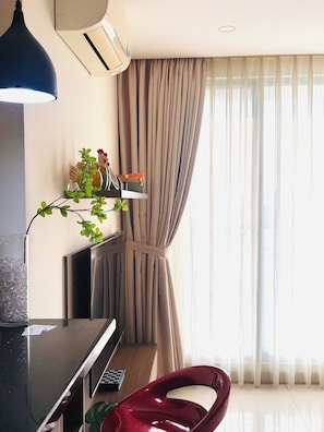 Family Apartment, 2 Bedrooms, Balcony, City View | Interior - Green Valley EmHouse (Ho Chi Minh City)