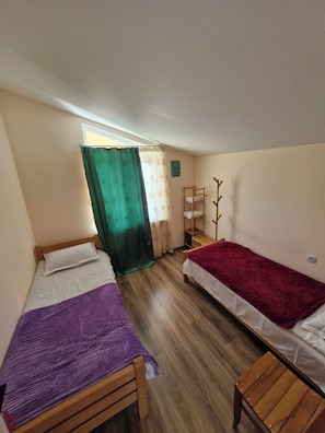 Free WiFi, bed sheets