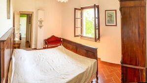 3 bedrooms, desk, iron/ironing board, WiFi - Tenuta San Lorenzo - Relax Among Vineyards and Olive Groves (Monte san savino)