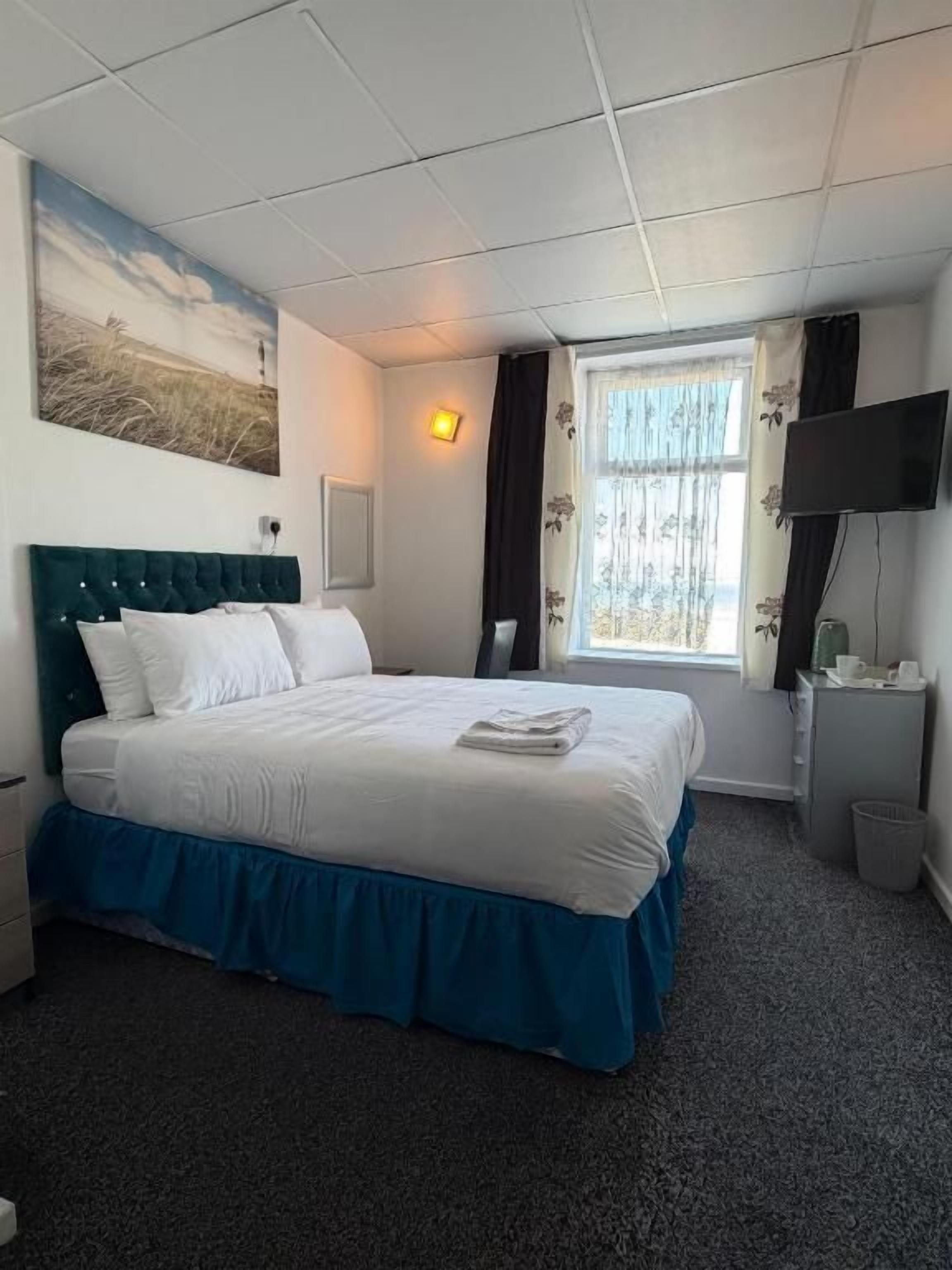 Comfort Double Room, Sea View | WiFi (free), bed sheets