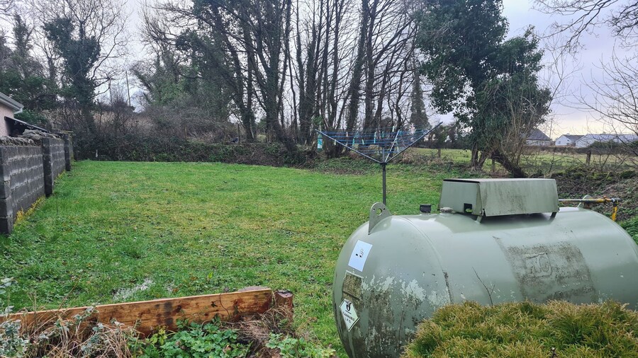Rural County Sligo Studio, Sleeps 2 With Parking