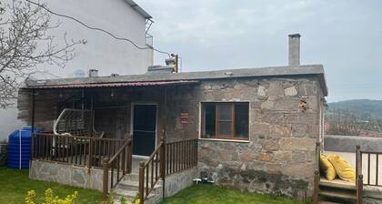 Assos Deniz yıldızı apart taş ev