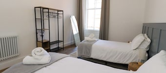 Modern Flat - Main St, Campbeltown