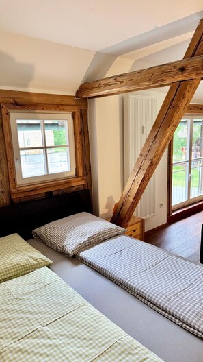 Habitación doble | Wifi gratis y ropa de cama 