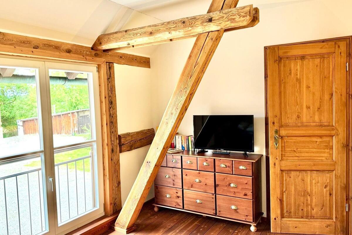 Double Room | WiFi (free), bed sheets