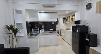 Beach Resort Apt. 5 minute Walk to Legian Beach