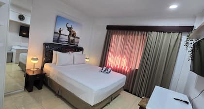 Beach Resort Apt. 5 minute Walk to Legian Beach