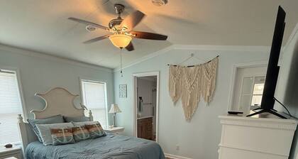 3-bedroom mobile home in awesome Hampstead with AC near Topsail Island Surf City