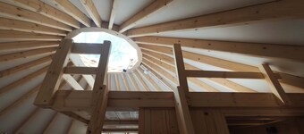 Cztery Stawy Glamp - Yurt Genghis Khan with sauna