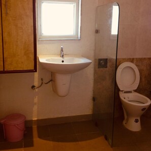 Deluxe Suite, Balcony, Mountain View | Bathroom | Shower, towels, soap, shampoo - Anandvan Holiday Homes (WAI)
