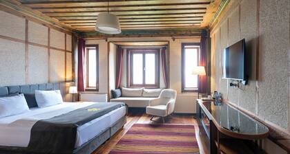 Zifin Hotel