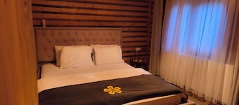 Zifin Hotel