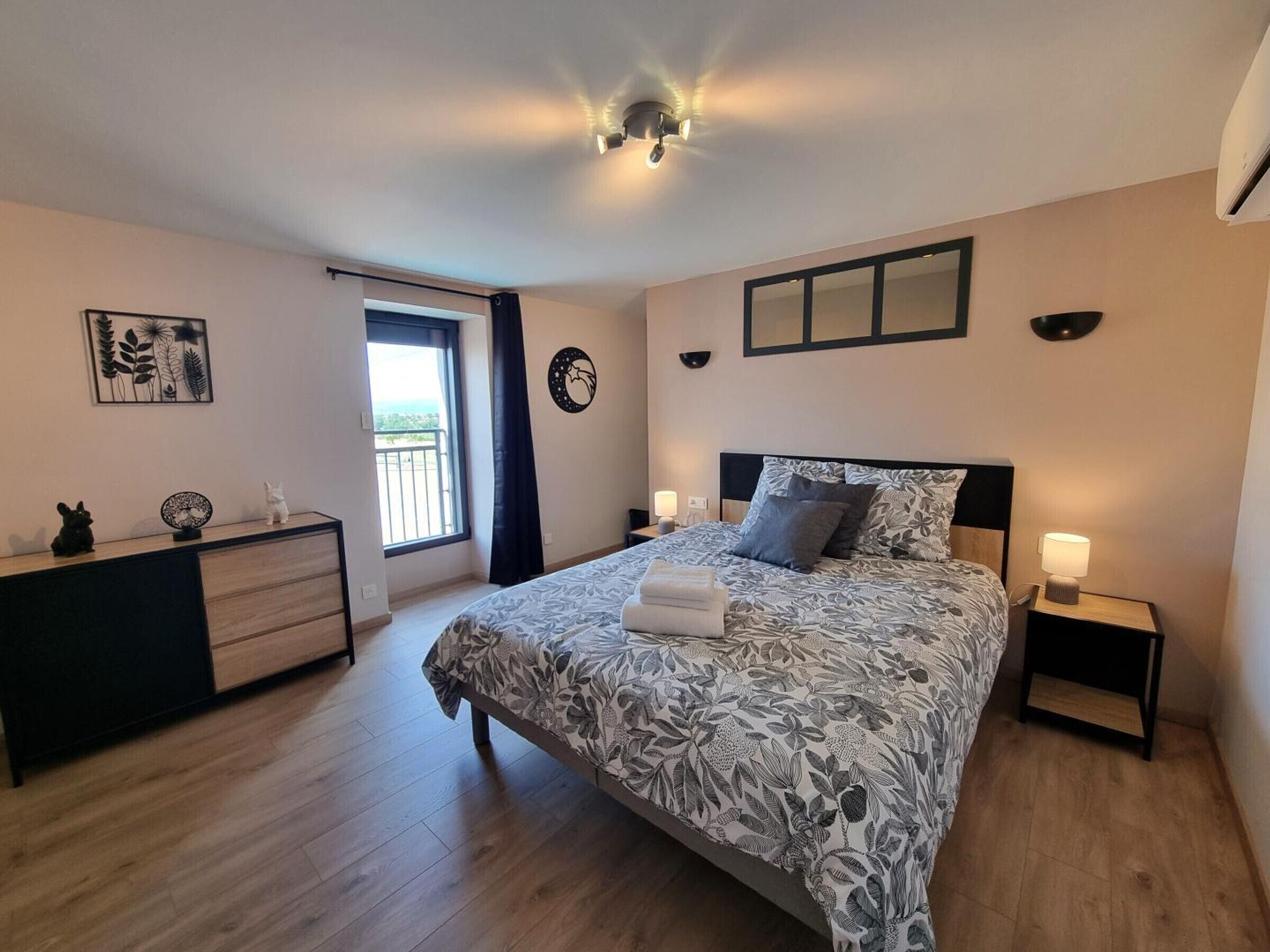 5 chambres, Wi-Fi gratuit
