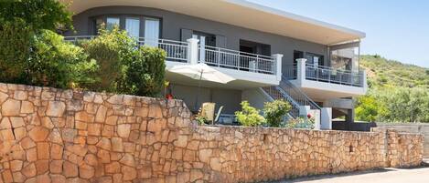 House | 3 bedrooms, Internet