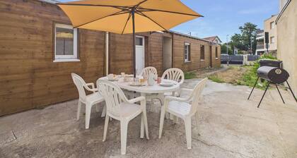 Maison et jardin – Centre & plage à pied – 5 pers