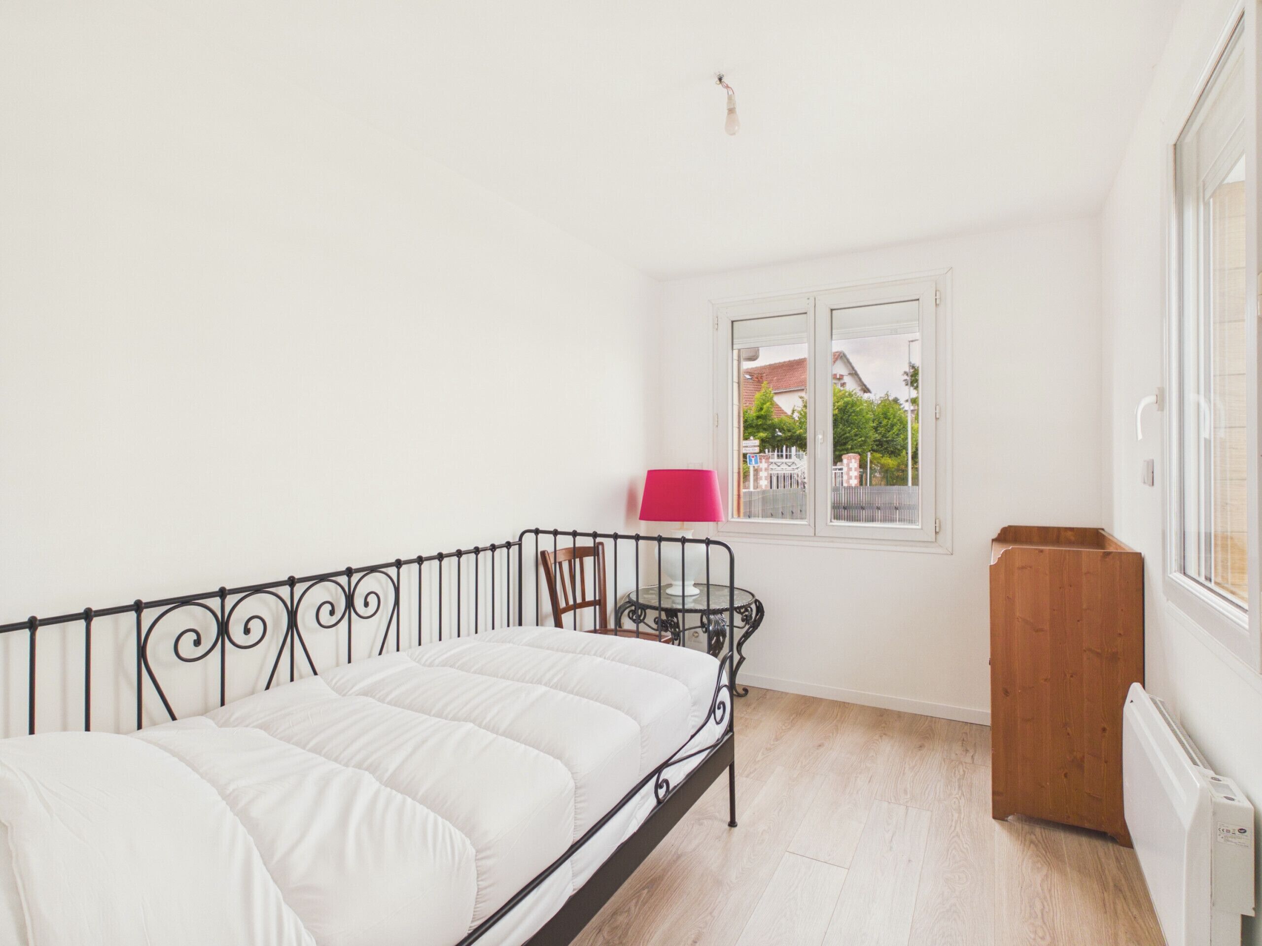2 bedrooms, WiFi (free)