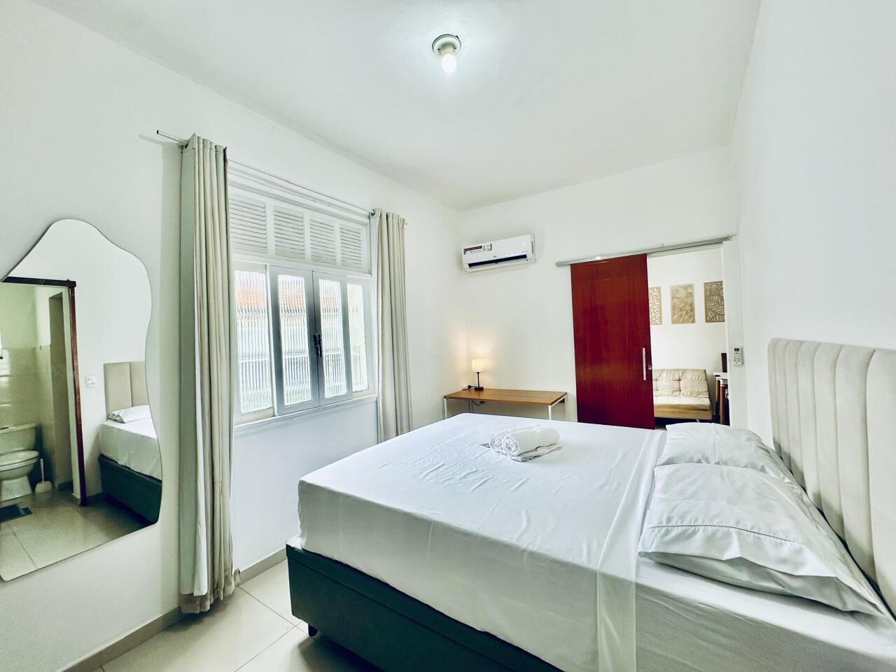 Iron/ironing board, WiFi, bed sheets