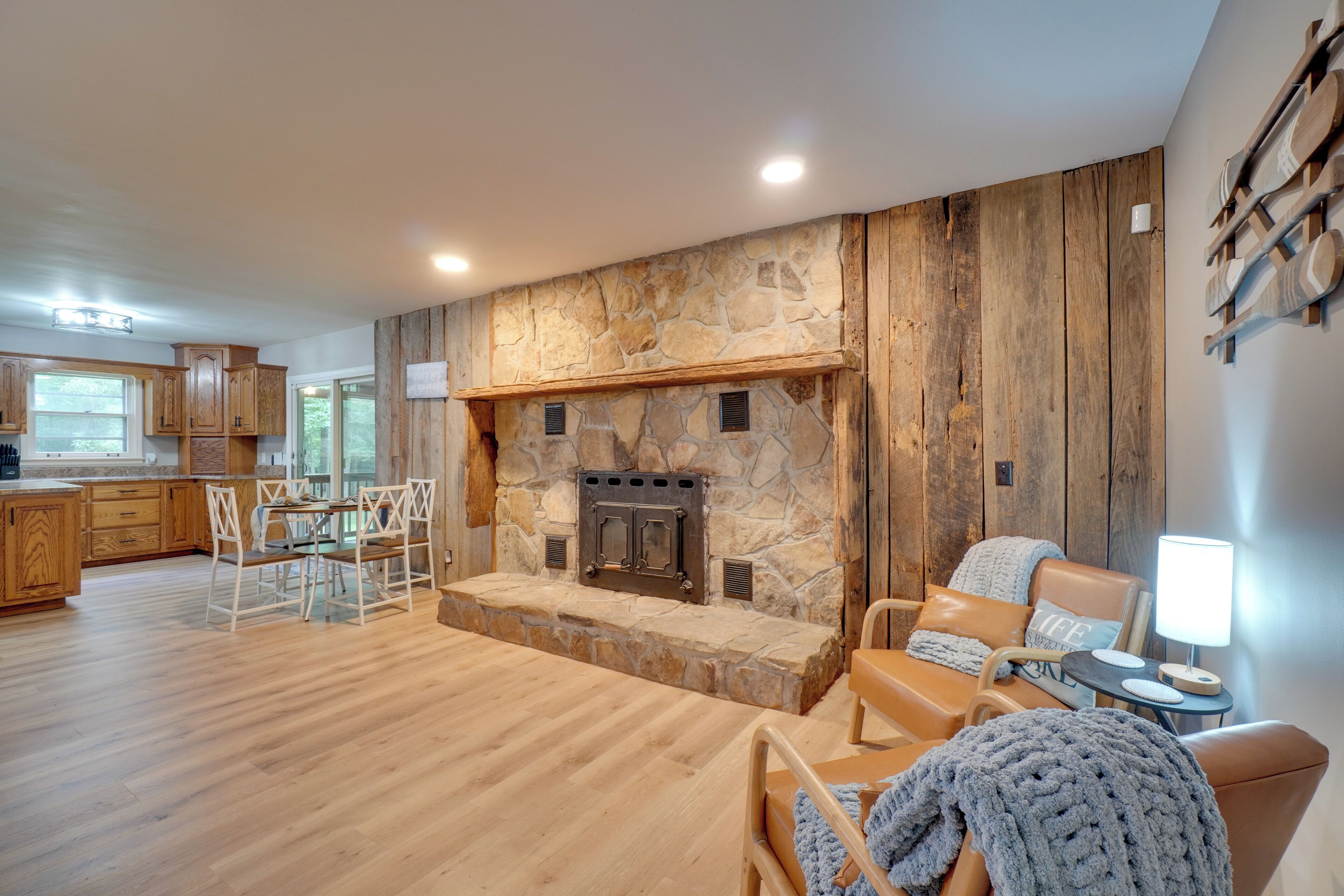 House (4 Bedrooms) | Interior