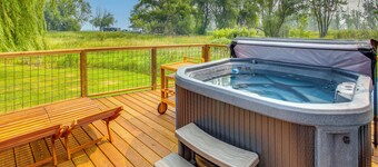 Bayfront Home! Dock, Deck, Hot Tub, & Fire Pit