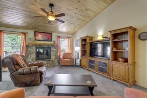 House (4 Bedrooms) | Interior