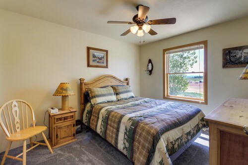 Hot Tub, Orchard & Grand Mesa Views! Dream Home!