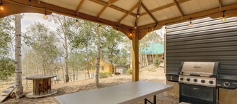 Hike, Hunt & Fish! Family Cabin in Sevier County