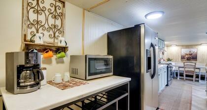 6-bedroom, 2-bath Cabin 4 Mi From Fishlake, UT