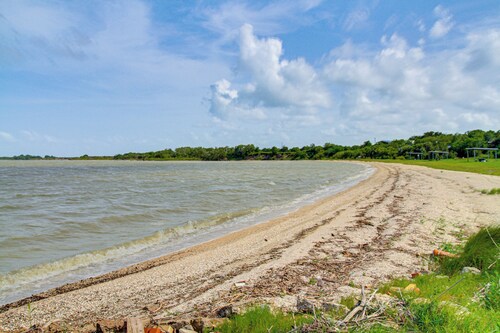 Bayfront Escape Near Boat Launch in Austwell