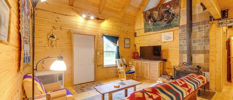 House (2 Bedrooms) | Front of property