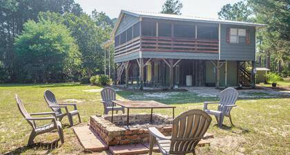 Fishing Pond & Screened Deck 'mourning Dove Lodge'