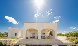 Front of property - TD Villa Antonia - Hidden Citrus Retreat (Ostuni)