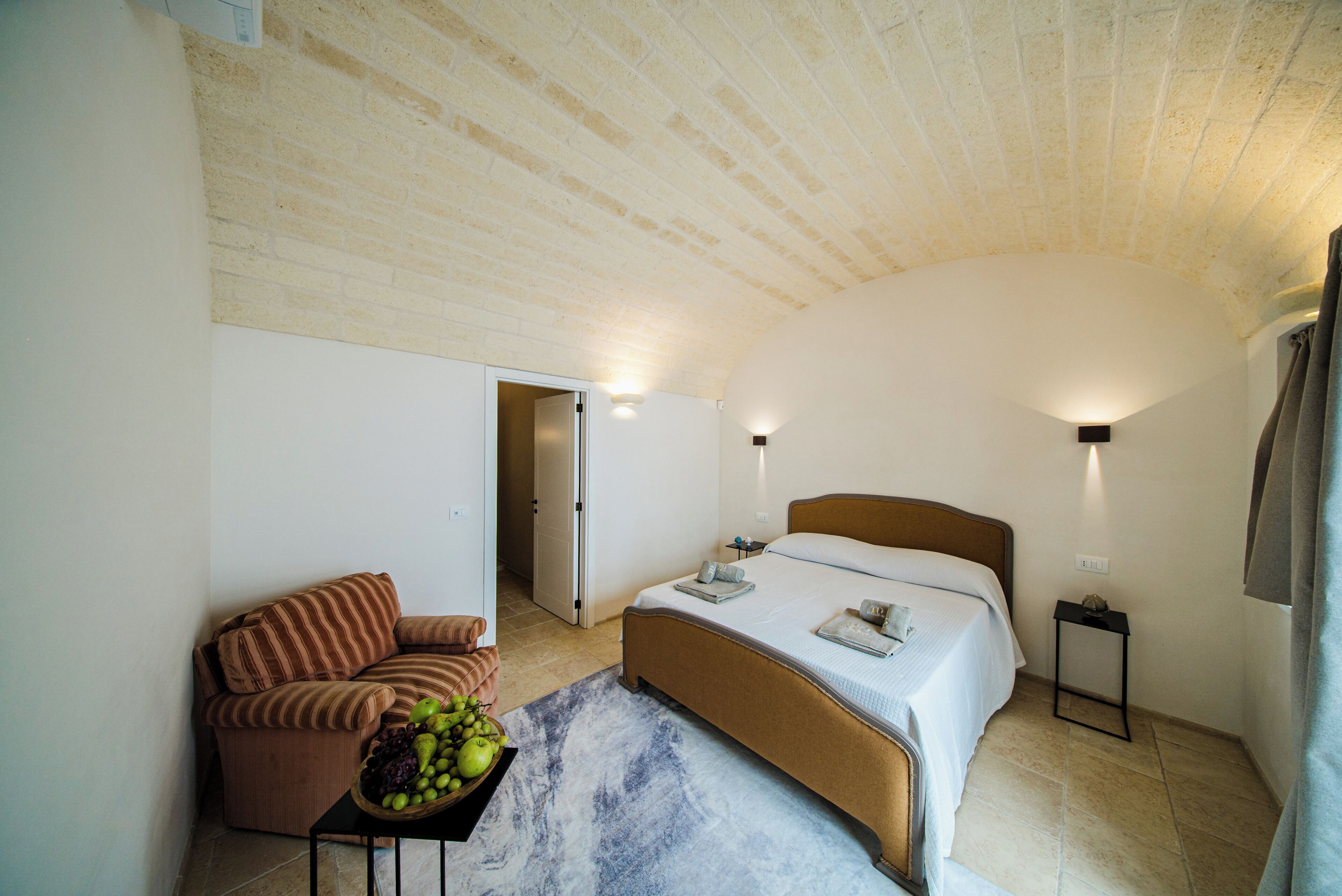 Villa (4 Bedrooms) | 4 bedrooms, iron/ironing board, bed sheets
