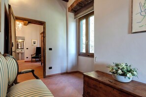 Interior - Le Mortinete Farmstay: Leccino (Toscana)