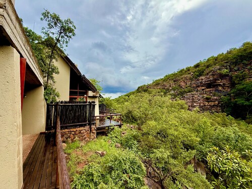 The Riverine Lodge 
