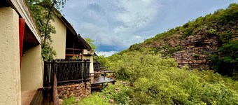 The Riverine Lodge 