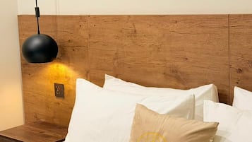 Appartement | Een kluis op de kamer, een bureau, een laptopwerkplek, gratis wifi
