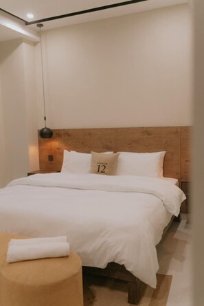 In-room safe, desk, laptop workspace, WiFi (free) - Address 12 Apartments Model Town Lahore (Lahore)