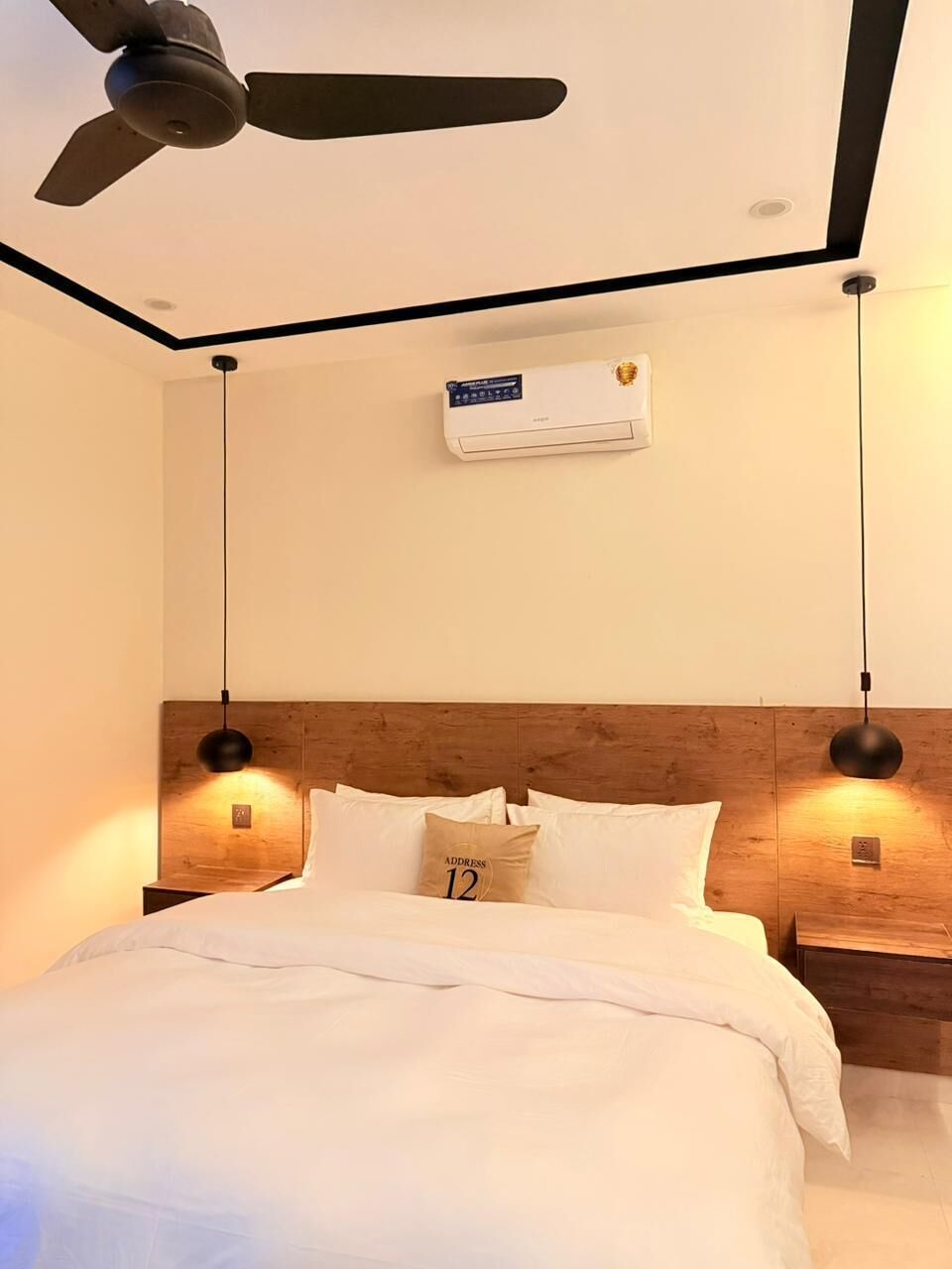 Apartment | Peti besi dalam bilik, meja, ruang kerja komputer riba, Wi-fi percuma 