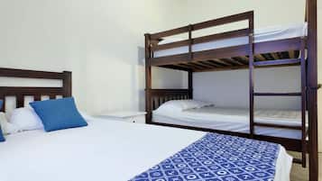 House, 3 Bedrooms | 3 bedrooms, laptop workspace, WiFi (free)